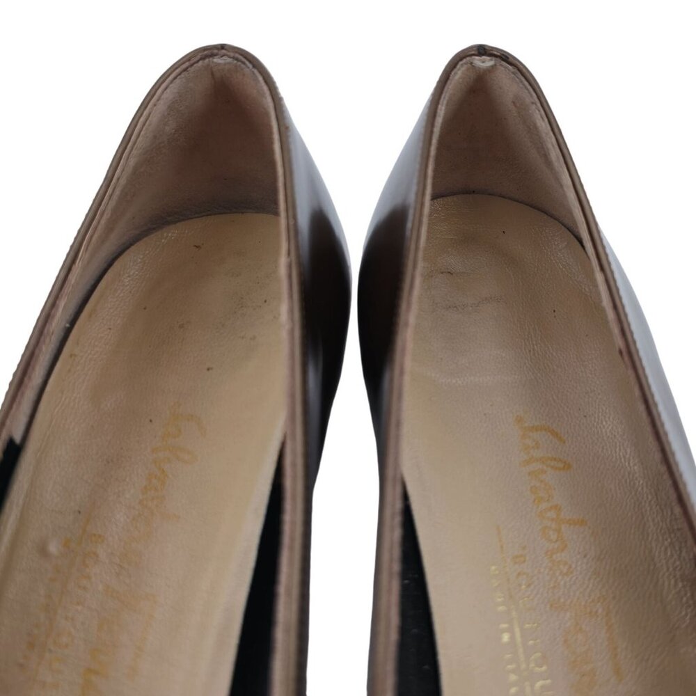 Vintage Salvatore Ferragamo Bronze Vara Bow Pumps Womens 8.5 Dress Shoes Italy - Picture 9 of 13